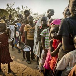 Somalia: migliaia di bambini senza scuola